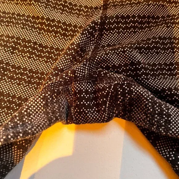 Nike Black + Grey Capri Legging Medium - Picture 5 of 5